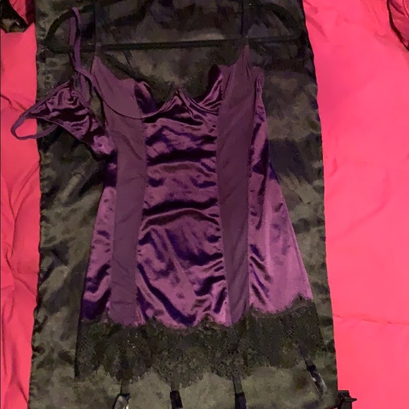 Purple and black lace chemise - Picture 2 of 6